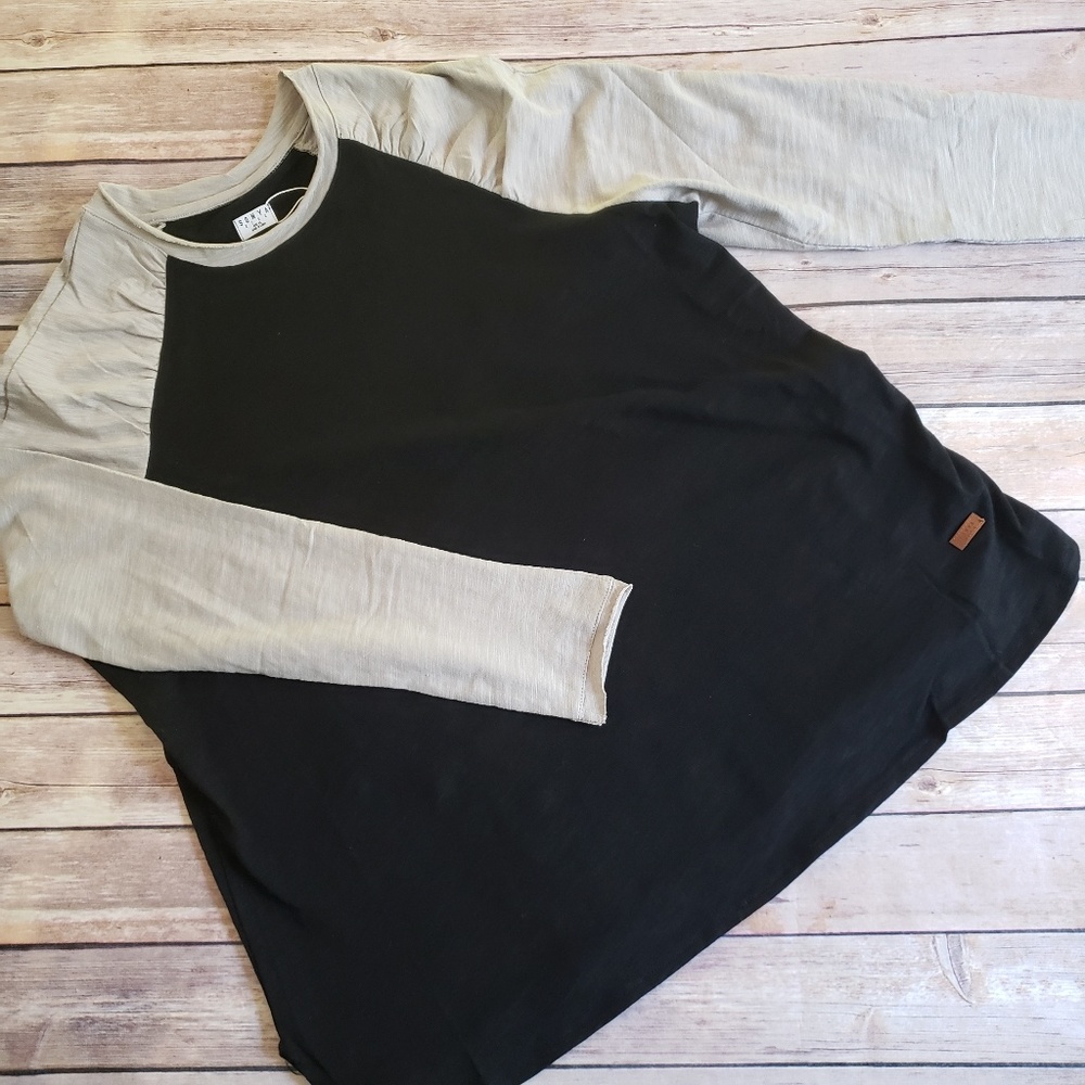 [ Sonya Sidd ] Raglan Tee Black & Gray